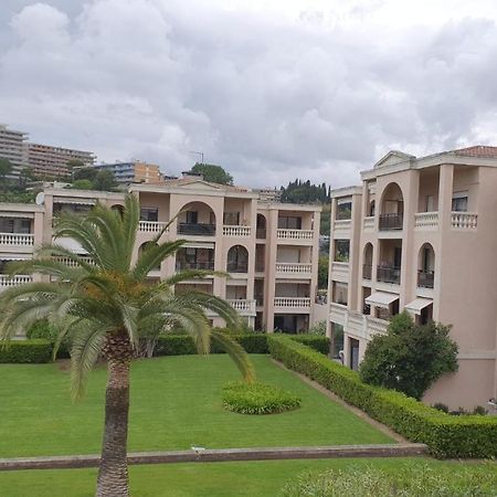 Domaine D'Ahmosis, modern 2 bedrooms refurbished apartment, f3 moderne fraichement rénové Le Cannet Extérieur photo
