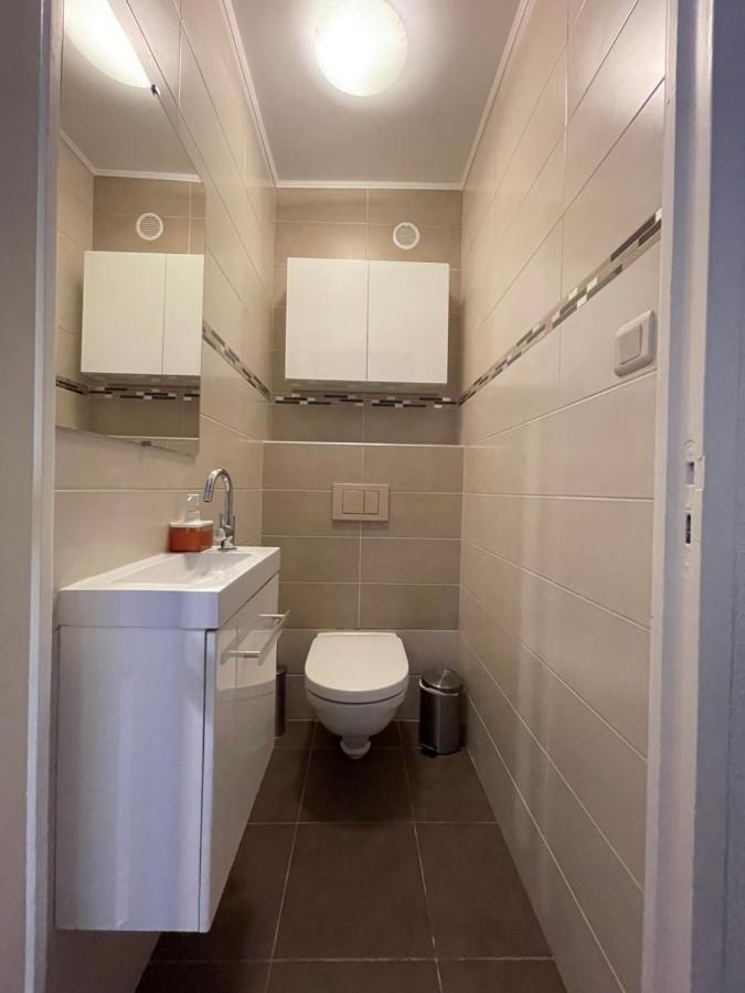 Domaine D'Ahmosis, modern 2 bedrooms refurbished apartment, f3 moderne fraichement rénové Le Cannet Extérieur photo