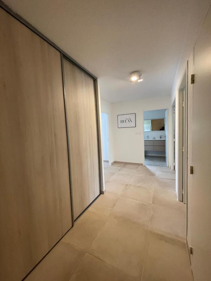 Domaine D'Ahmosis, modern 2 bedrooms refurbished apartment, f3 moderne fraichement rénové Le Cannet Extérieur photo